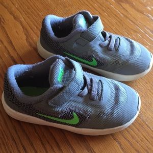 Boys sneakers